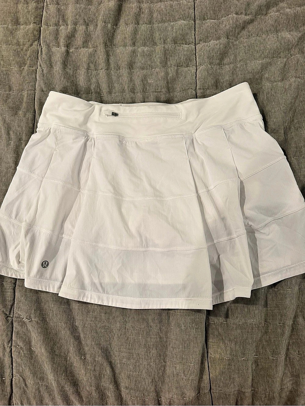 lululemon Court Rival High-Rise Skirt Mini Skirt White Size 8
